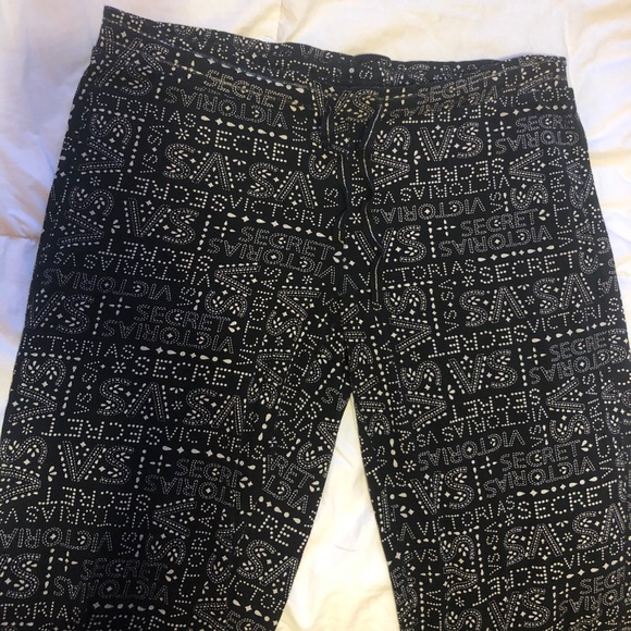 VICTORIA SECRET pjs - Picture 3 of 7